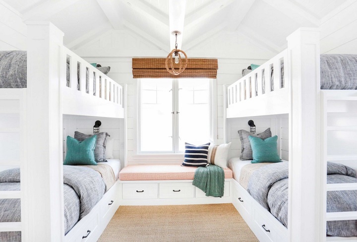 California-beach-house-coastal-interiors-bunk-bed-room