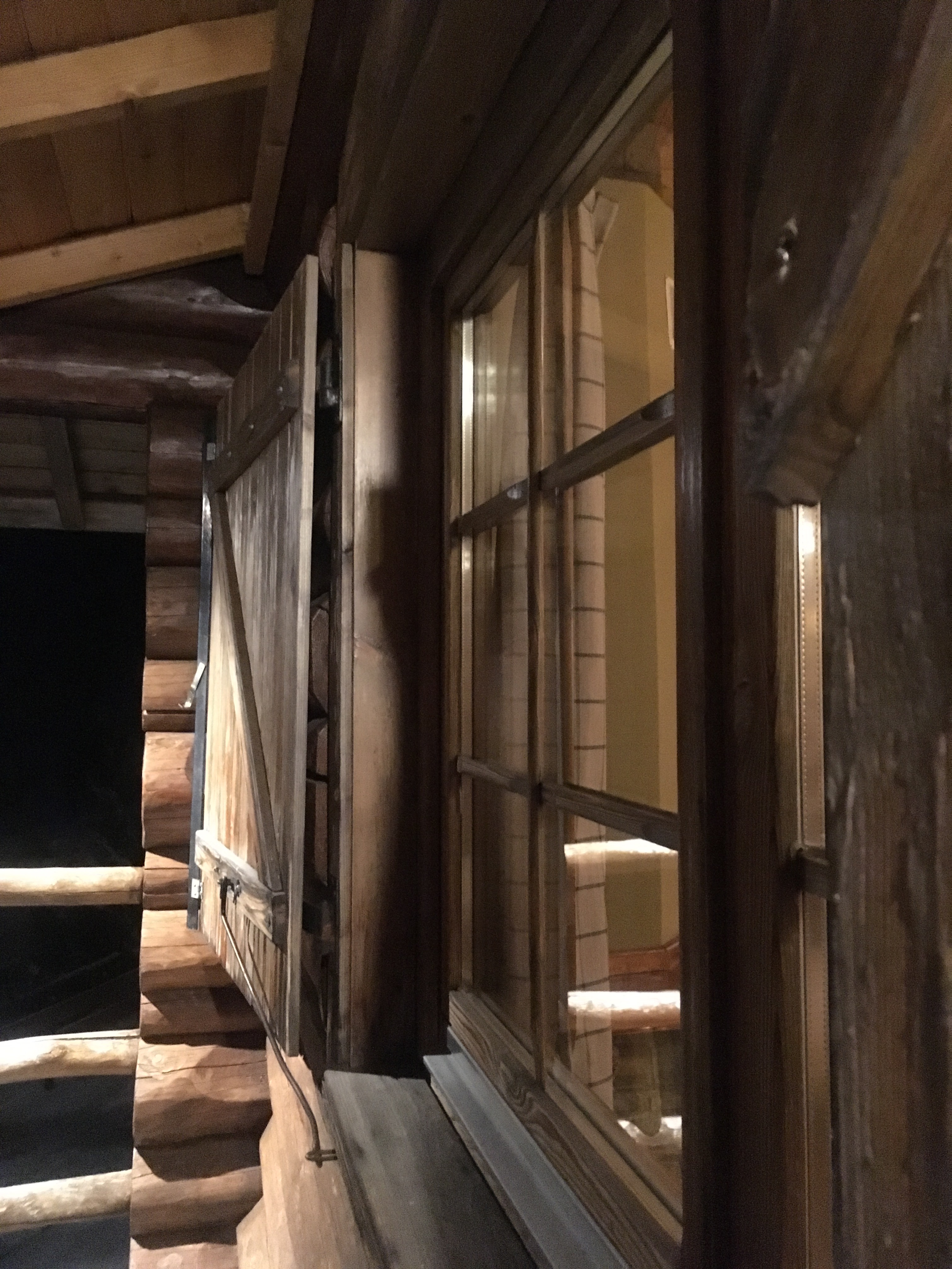 Decor Interiors & more!