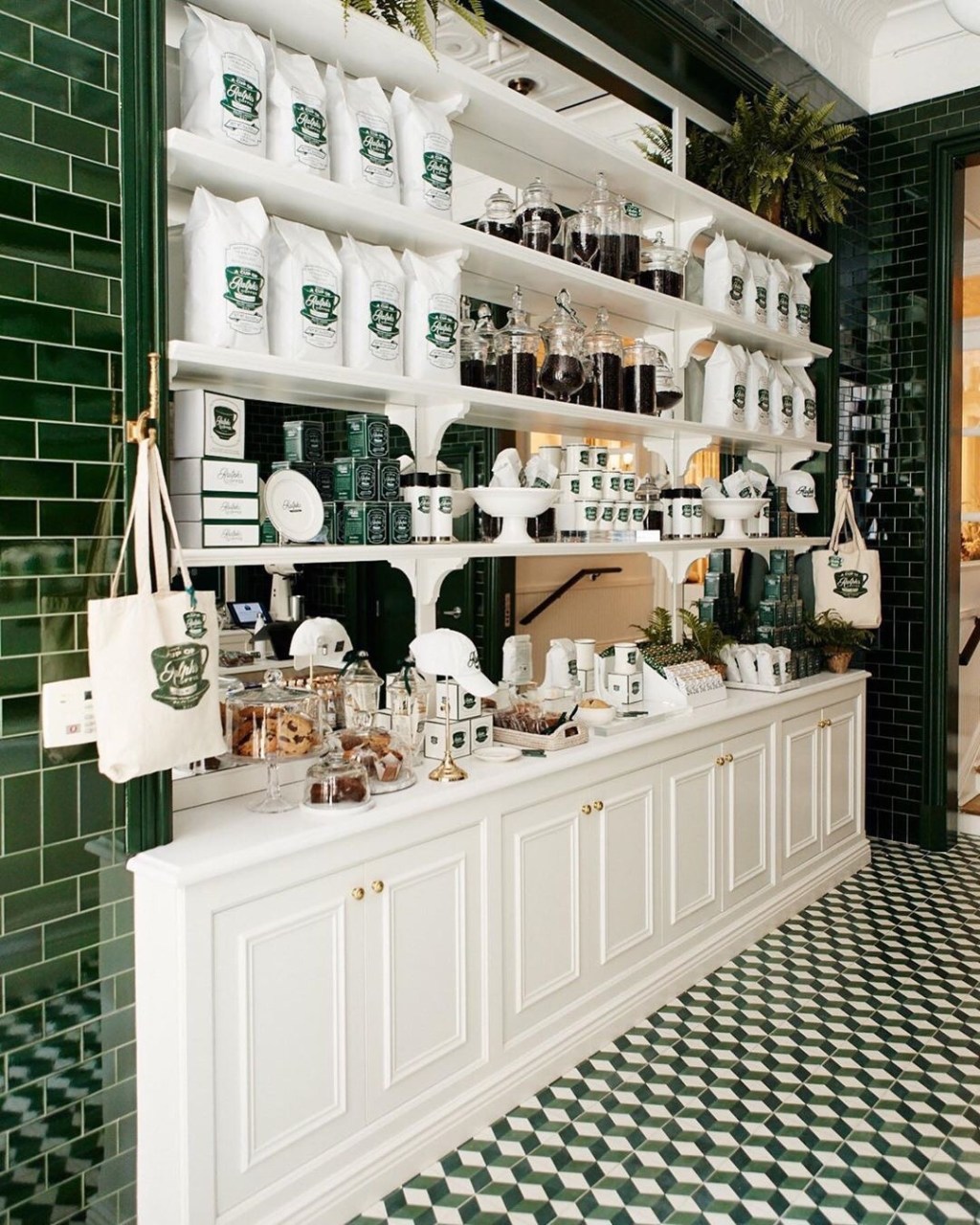 Coffee shop: Ralph’s&nbsp;coffee